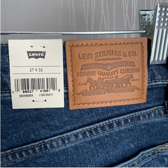 LEVIS Jeans Wide Leg NWT High Rise 728 Premium Woodstock Dark Wash Blue Size 27 - Picture 10 of 16